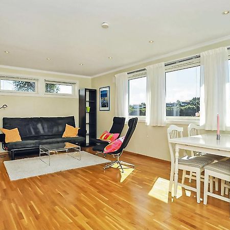 Cozy Apartment In Straumsgrend With Kitchen Берген Екстериор снимка