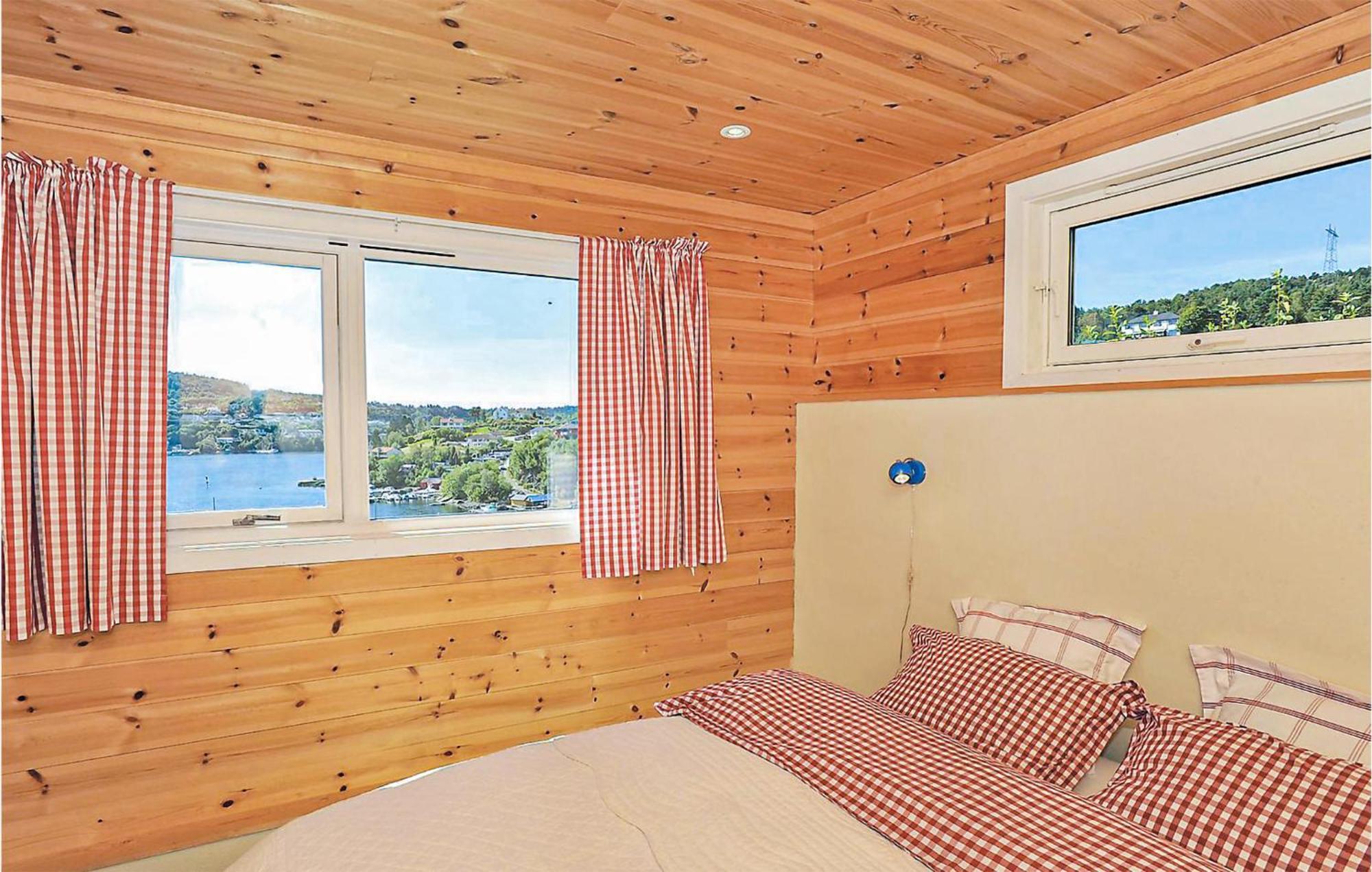 Cozy Apartment In Straumsgrend With Kitchen Берген Екстериор снимка